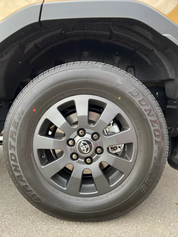 TOYOTA Land Cruiser 2.8TD First Edition – TOP CARS AUTOMOBILES