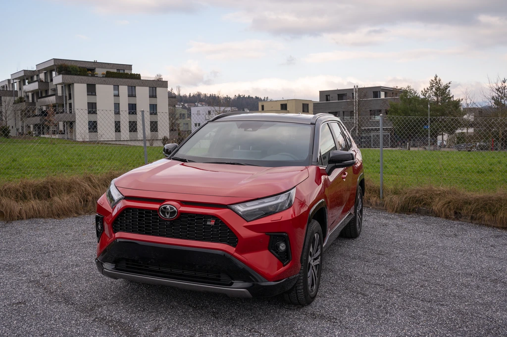 TOYOTA RAV-4 2.5 HSD GR Sport e-CVT 4WD – Image 6