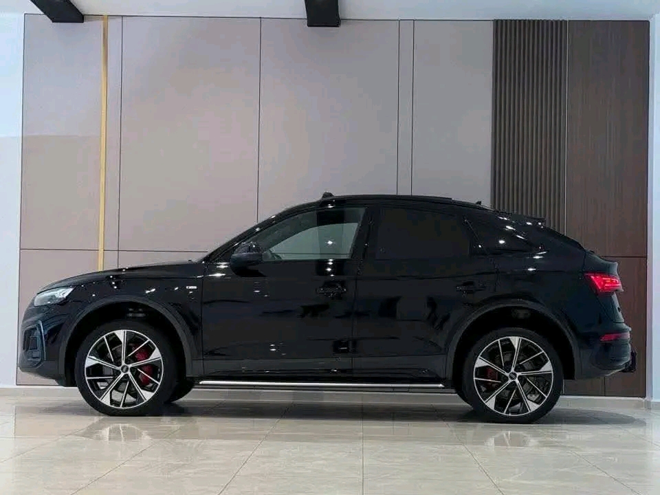 Audi Q5 40TDI – Image 6
