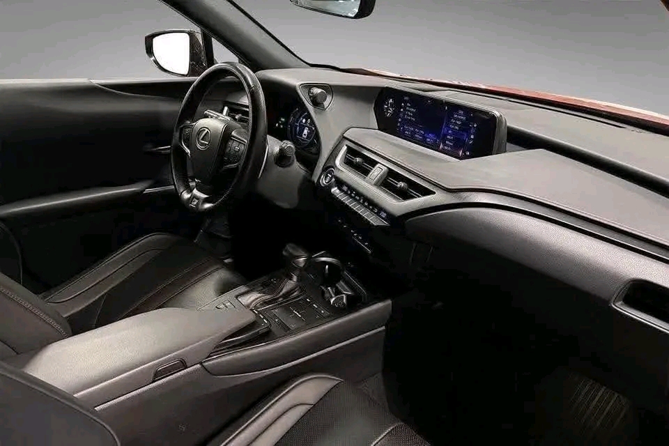 Lexus UX Hybrid/4WD/F-Sport/Head Up – Image 12