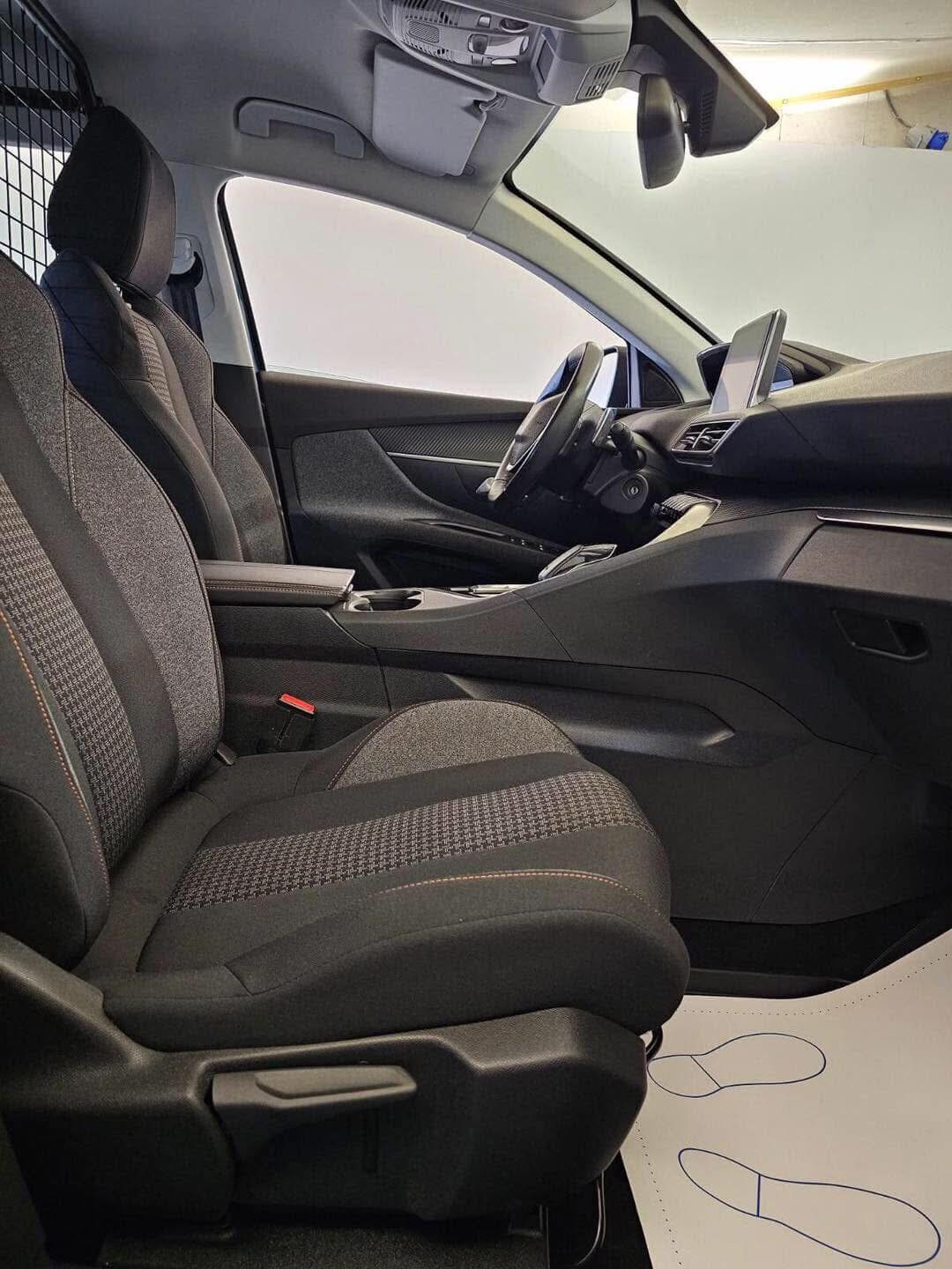 Peugeot 5008 Année 2018 – Image 16
