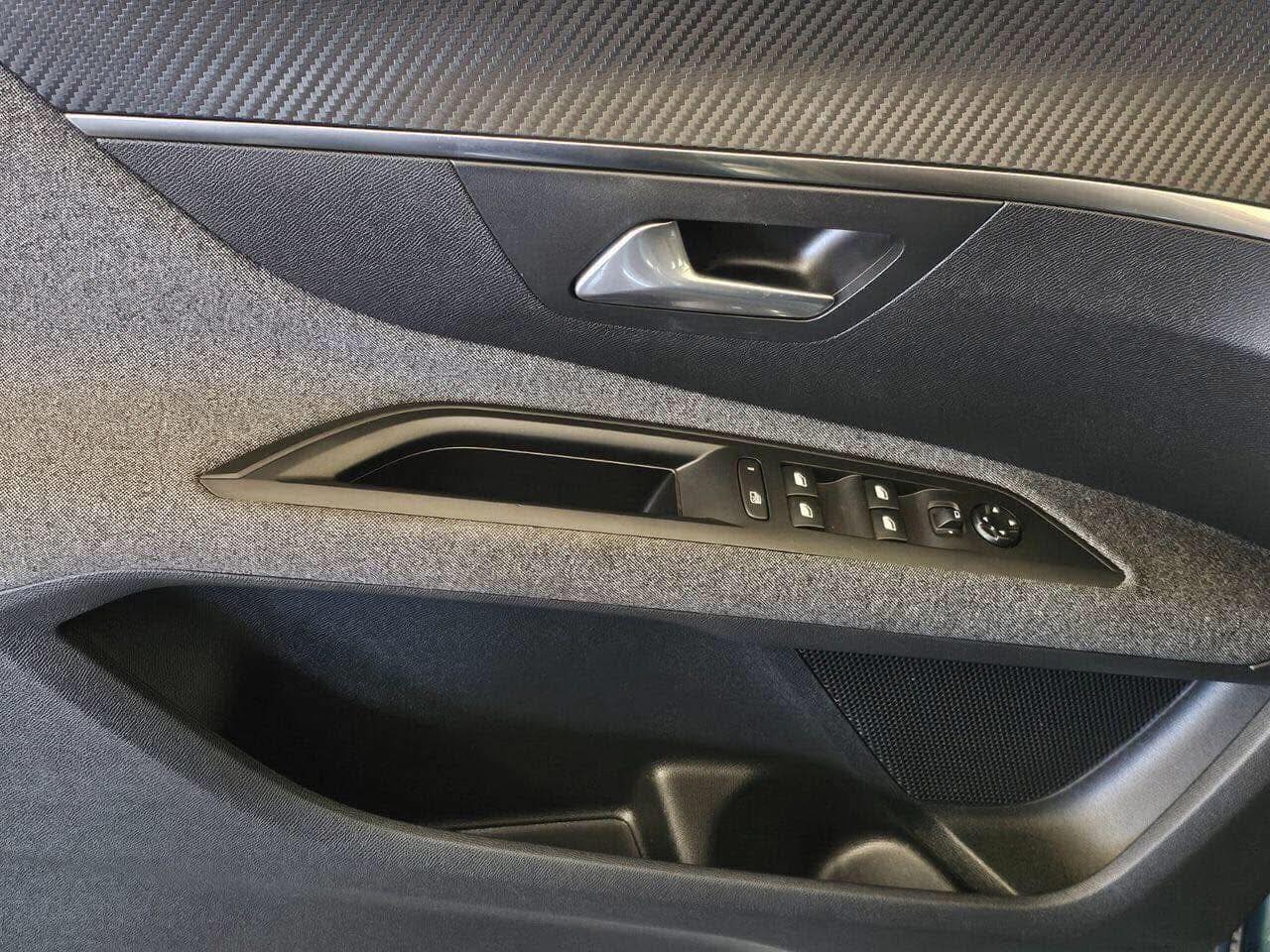 Peugeot 5008 Année 2018 – Image 18