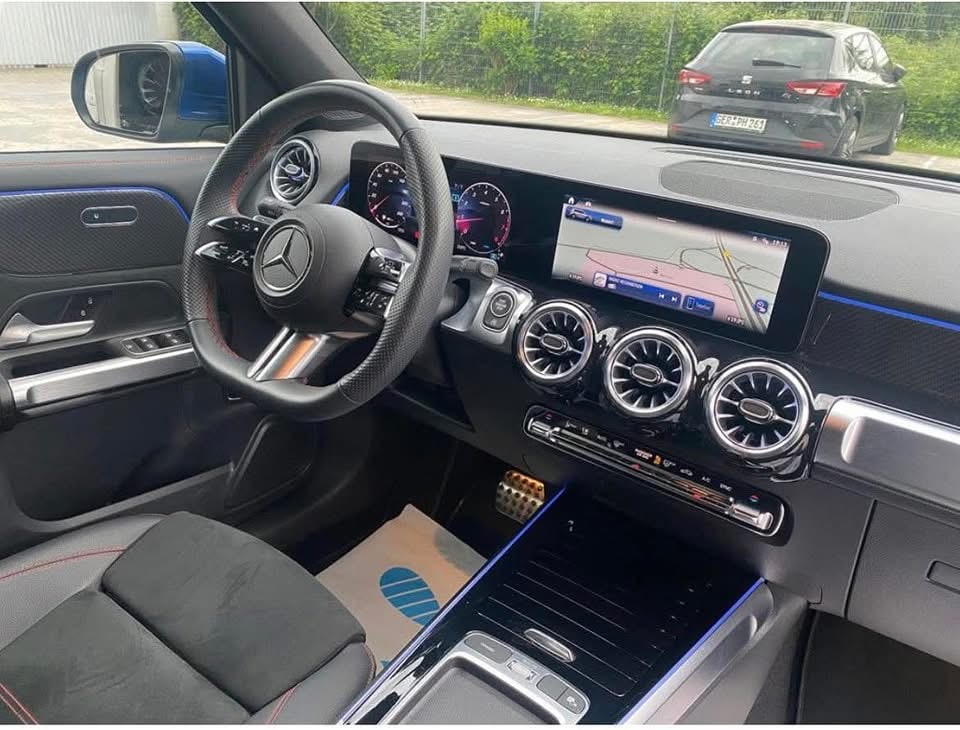 Mercedes-Benz GLB 200 AMG – Image 7