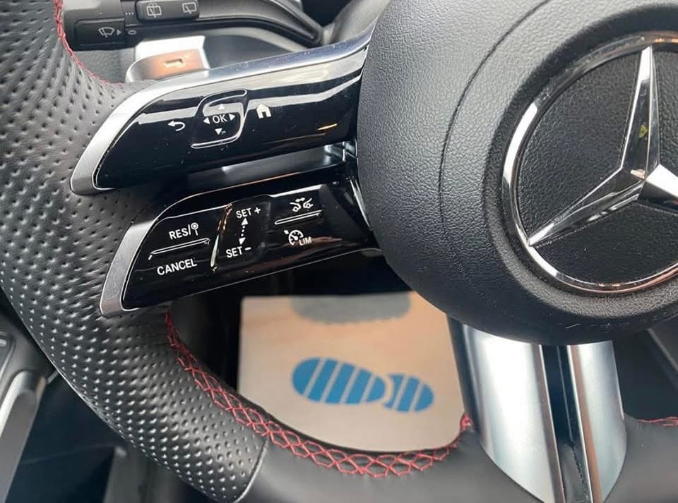 Mercedes-Benz GLB 200 AMG – Image 14