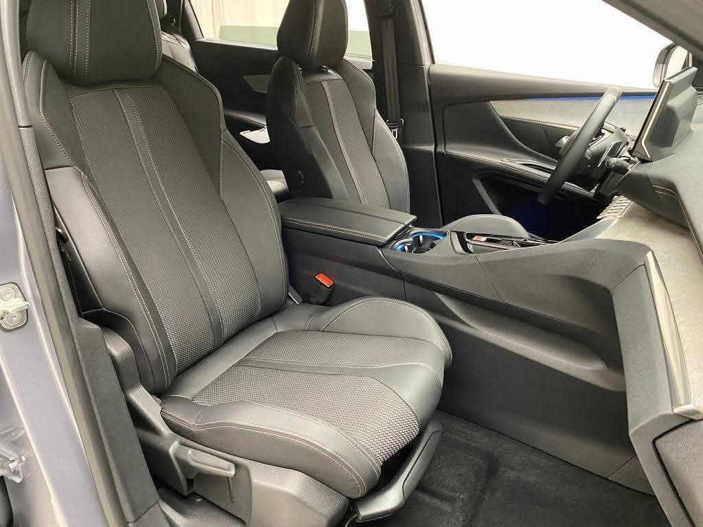 Peugeot 5008 GT – Image 17