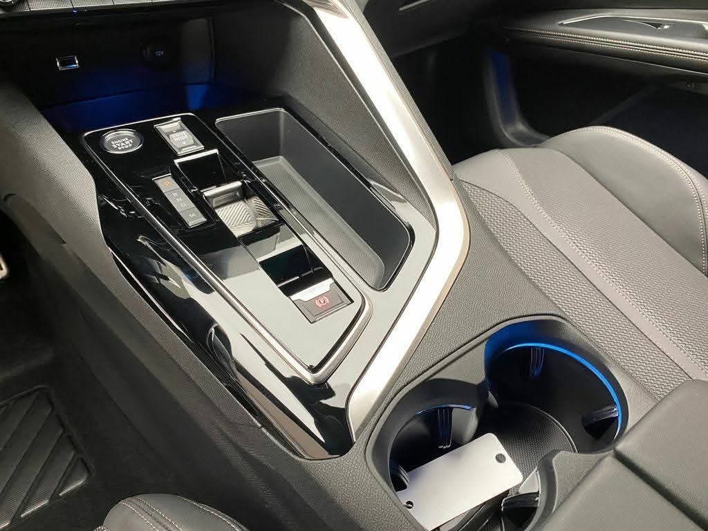 Peugeot 5008 GT – Image 31