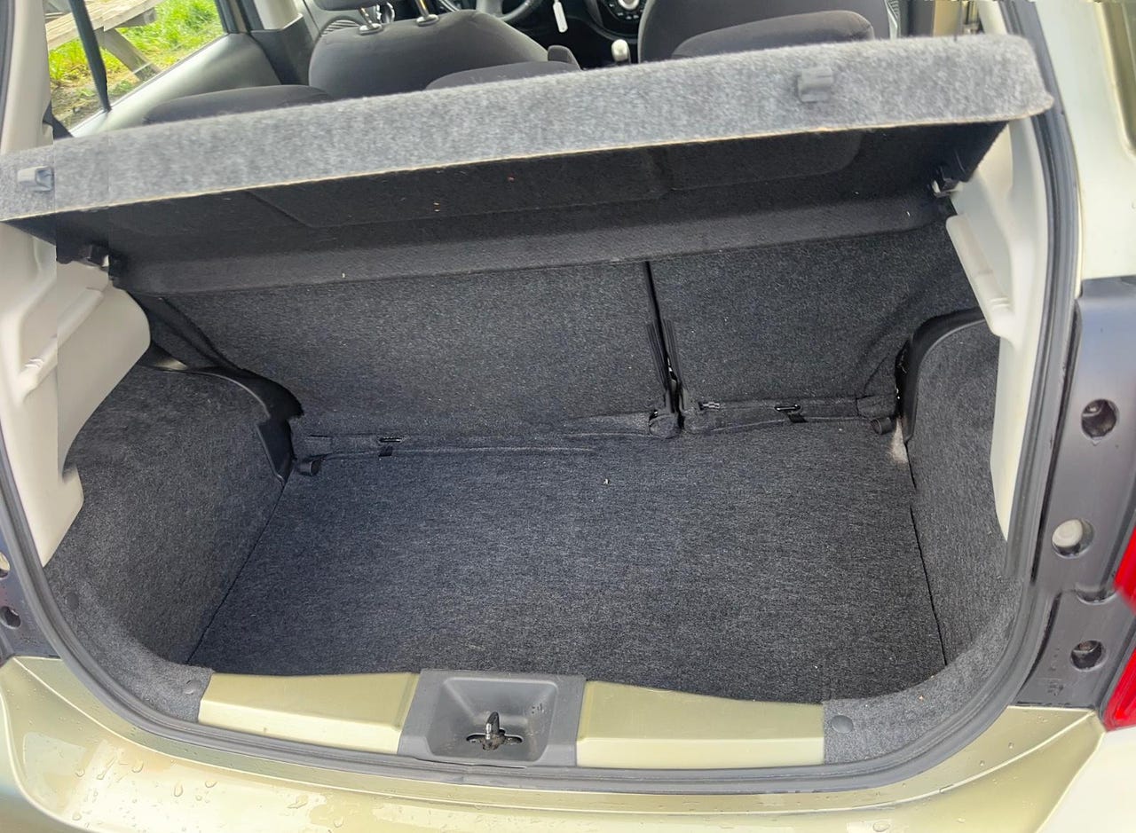 Nissan Micra 2016 – Image 18