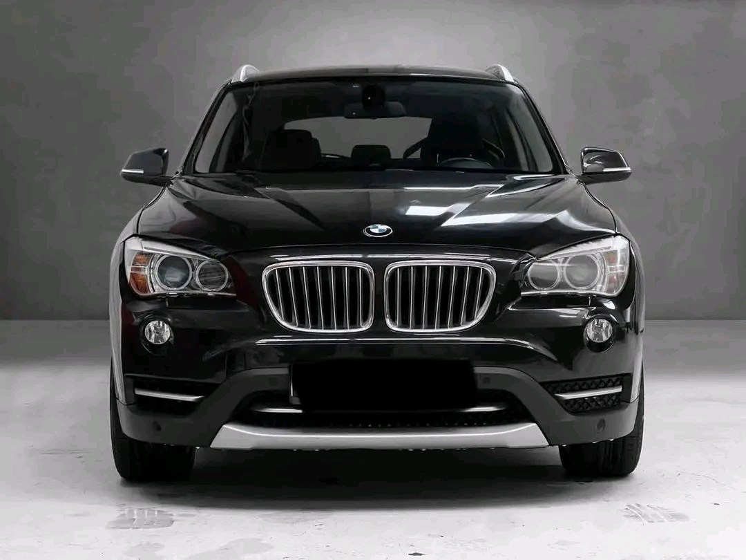 ◾ BMW X1 xDrive20d
