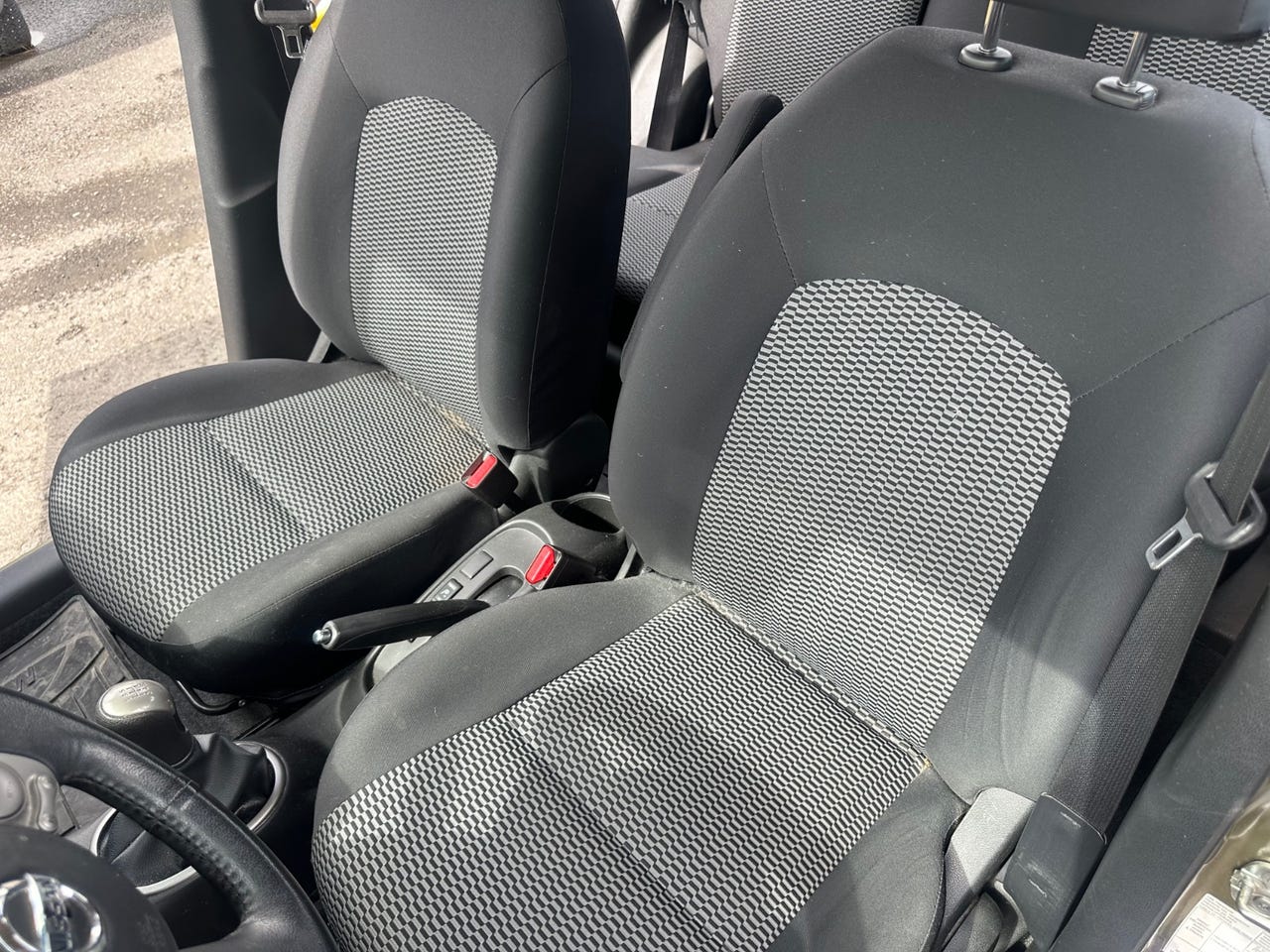 Nissan Micra 2016 – Image 16