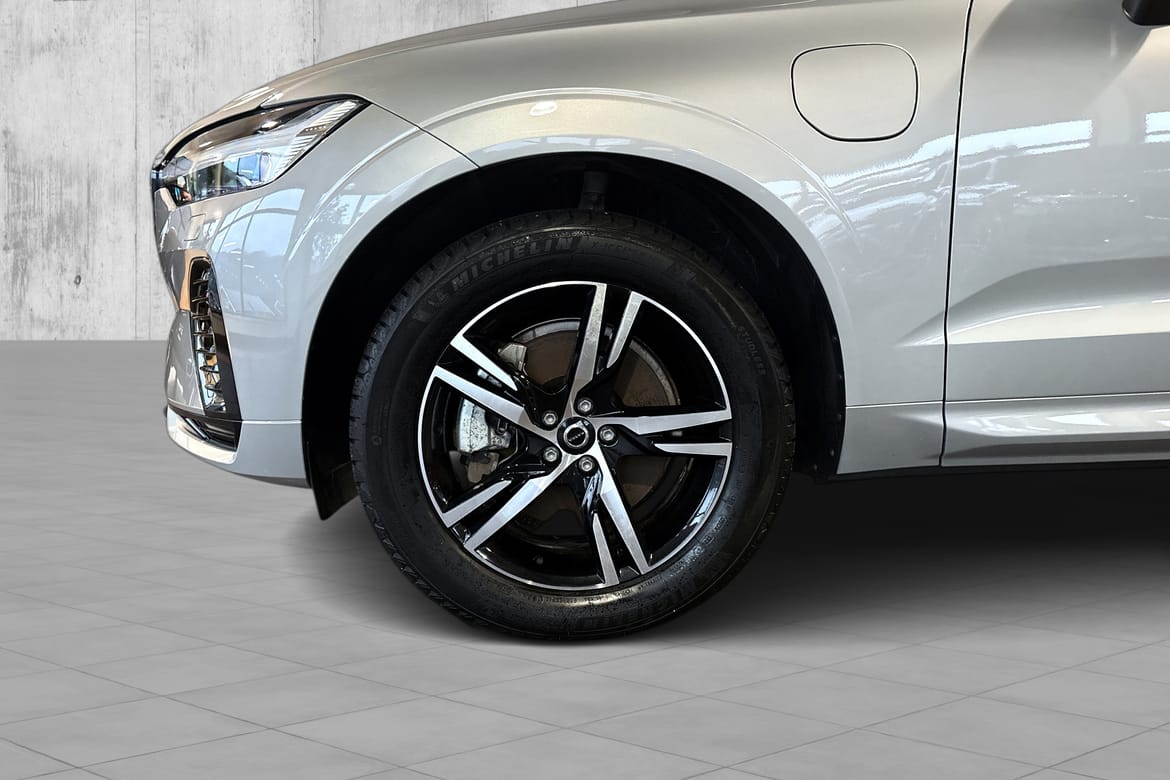 Volvo XC60 T6 Dark PLUS HYBRIDE – Image 6