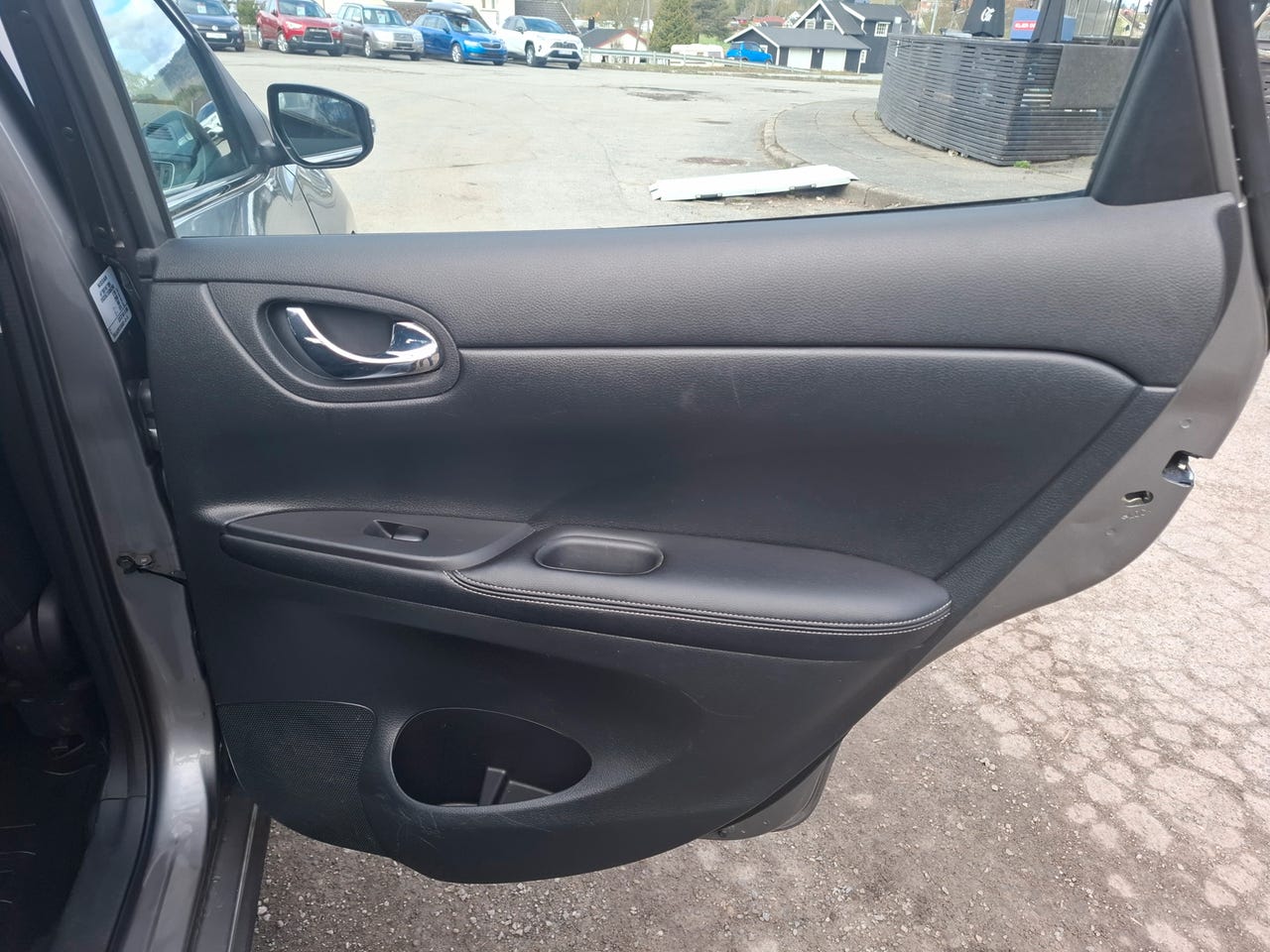 Nissan Pathfinder – Image 19