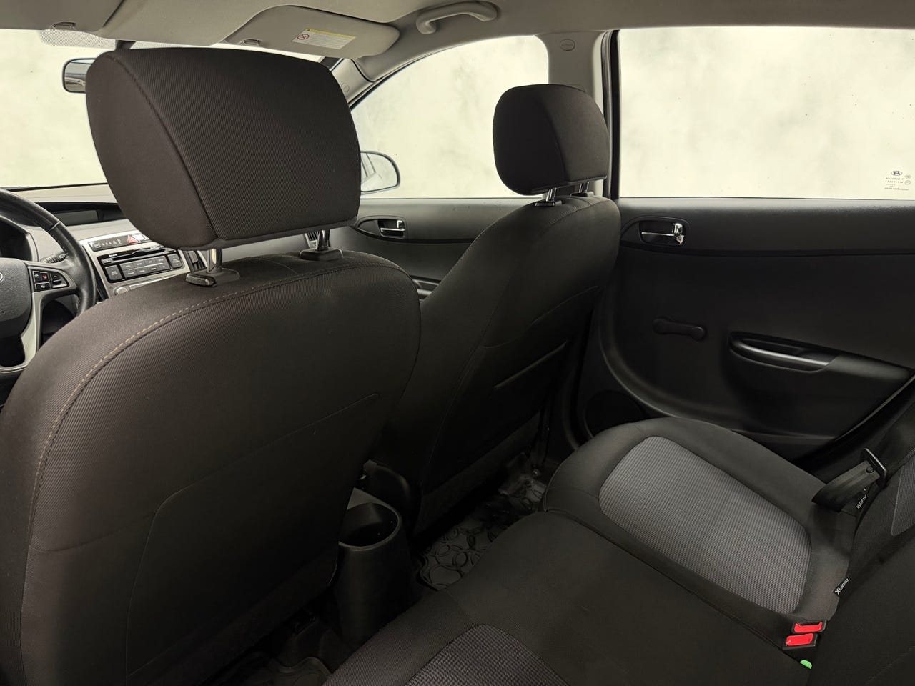 Hyundai i20 1.2 85 CV – Image 24