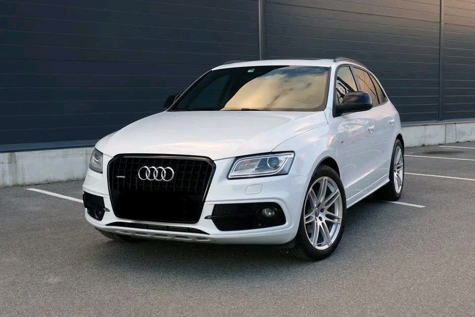 Audi Q5 S-LINE