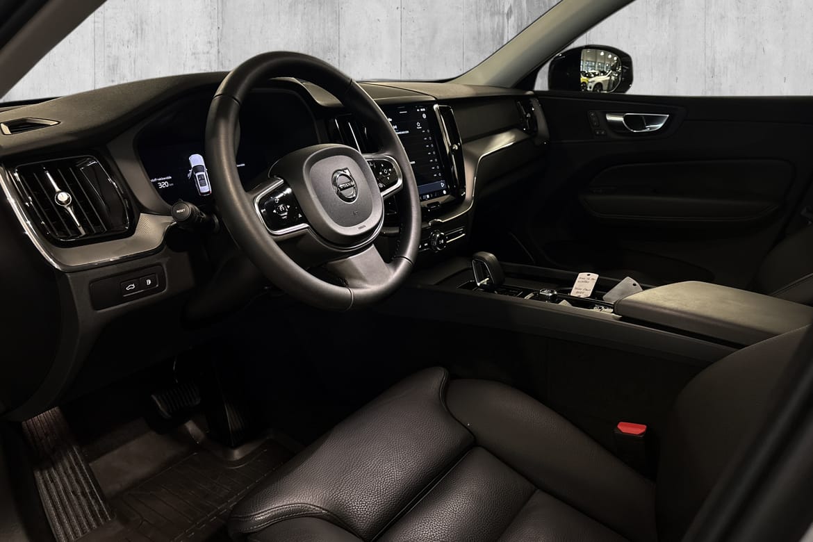 Volvo XC60 T6 Dark PLUS HYBRIDE – Image 14