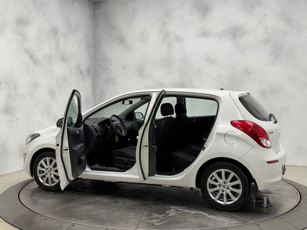 Hyundai i20 1.2 85 CV – Image 5